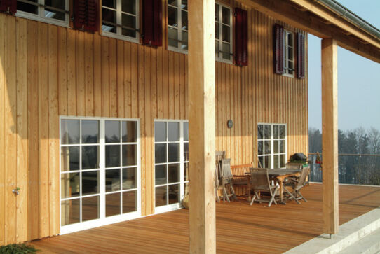 UV-Schutz-Öl und UV-Schutz-Öl Extra Ambiente